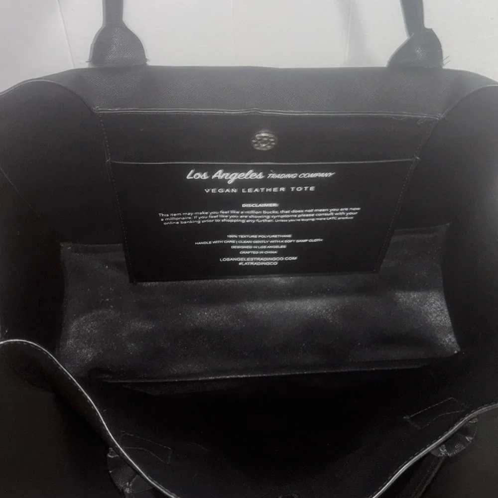 I speak Fluent Italian Vegan leather designer black tote-LA/TC - Picture 8 of 9